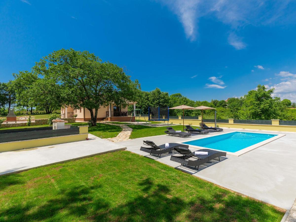 Holiday Home Villa Aniva By Interhome Žminj エクステリア 写真