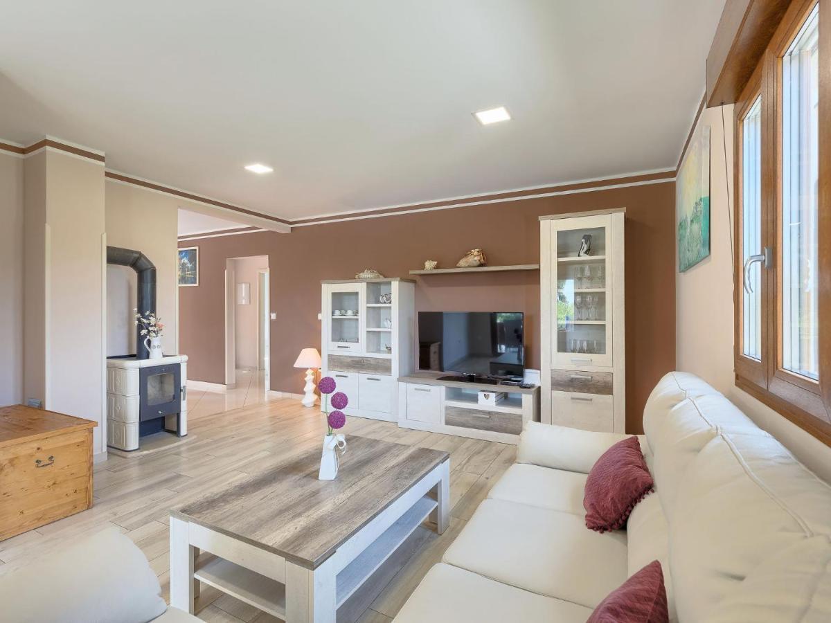 Holiday Home Villa Aniva By Interhome Žminj エクステリア 写真